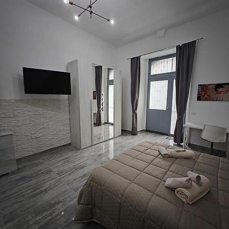 House Catania Garibaldi Street Apartment Bagian luar foto